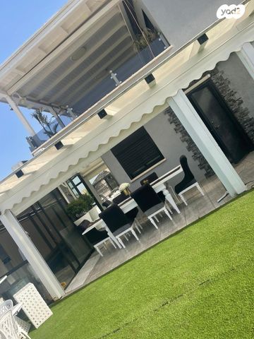 דירת גן, הברושים 10, חוסן, חוסן