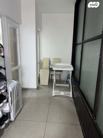 דירה, אריה בן אליעזר 60, נווה יהושע, ערמונים, רמת גן