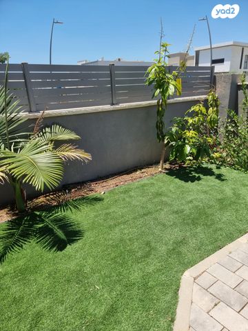 בית פרטי/ קוטג', הנרייטה סאלד 23, כרמי גת, קרית גת