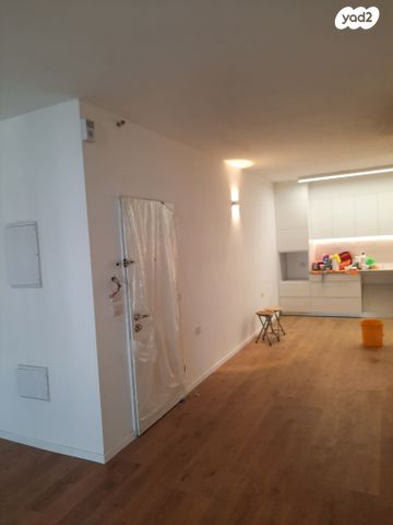 דירה, מזרחי 11, עין גנים, פתח תקווה