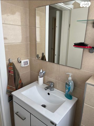 דירה, שדרות ירושלים 23, יד לבנים, רמת גן