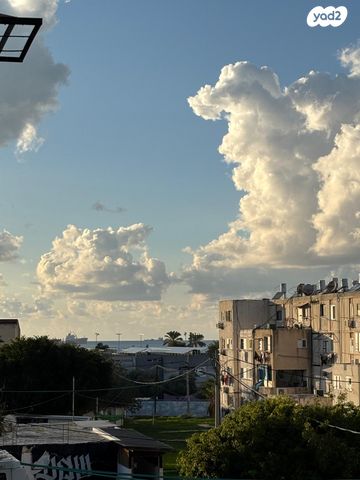 דירה, שדרות צה"ל 15, קרית ים ב', קרית ים