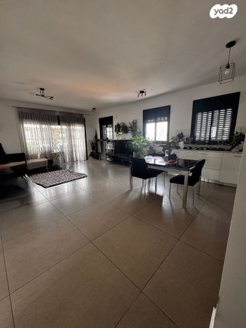 דירה, בתיה מקוב 24, ד' / מערב מרכז העיר, רחובות