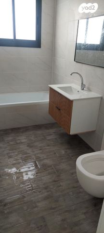 דירה, אריאל שרון 2, נווה שרון / שער העיר, נתיבות