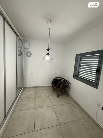 דירה, יגאל אלון 1, המרכז האזרחי, רמלה