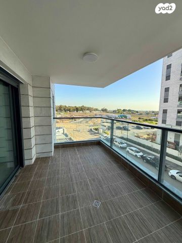 דירה, הרב מרדכי אליהו 23, כרמי הנדיב, אחוזת רוטנר, קרית מלאכי