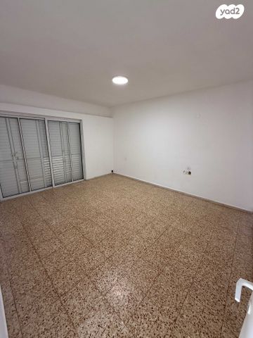 יחידת דיור, גלעד 48, צוותא א, אלפי מנשה