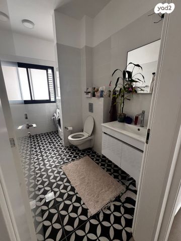 דירה, בתיה מקוב 24, ד' / מערב מרכז העיר, רחובות