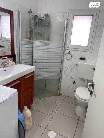 גג/ פנטהאוז, יהושע גיבשטיין 8, קרית שמחה, ראשון לציון