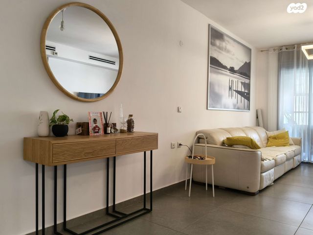 דירה, תאנה 15, החורש, חריש