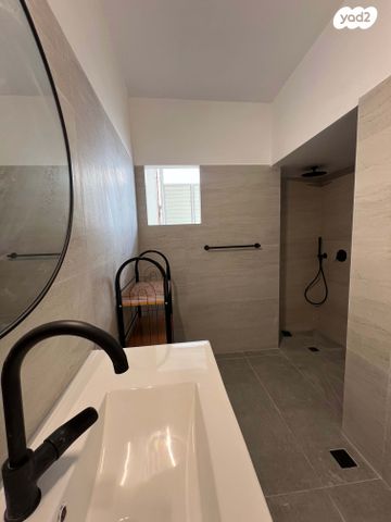 דירה, בארי 26, צפון מזרח מרכז העיר, נתניה