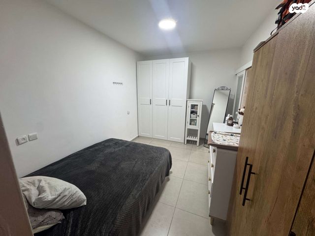 דירה, אריה בן אליעזר 60, נווה יהושע, ערמונים, רמת גן