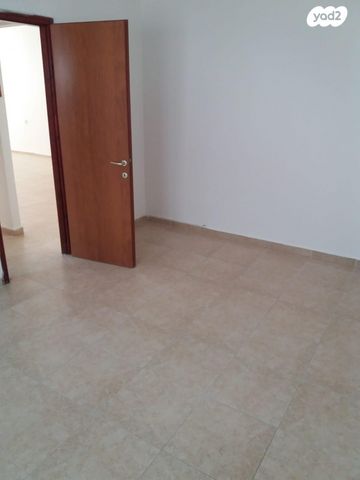 דירה, החשמונאים 43, לב העיר, בת ים