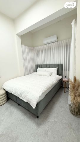 דירה, הרב אברהם יצחק הכהן קוק 3, הר שלום, בני ברק