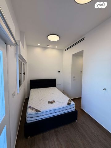 סטודיו/ לופט, שדרות בן גוריון 37, הצפון הישן - צפון, תל אביב יפו