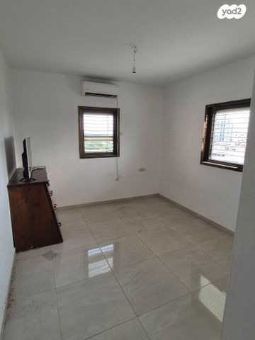 דירה, השחר 13, רמתיים, הוד השרון