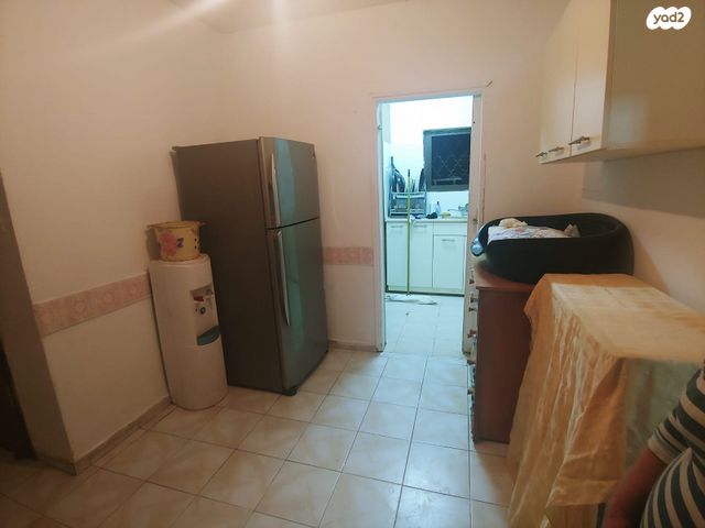 דירה, נפתלי אימבר 9, העיר התחתית, ואדי סאליב, חיפה