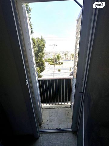 דירה, שדרות יגאל אלון 26, פרחי ארצנו, דימונה