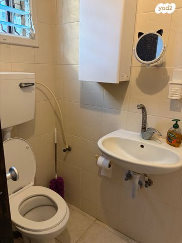 יחידת דיור, שדרות ז'בוטינסקי 5, מרכז העיר דרום, נתניה