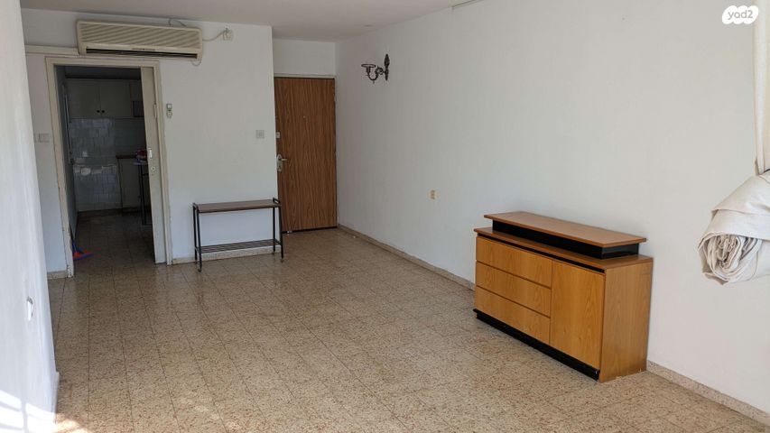 דירה, מעפילי אגוז 56, נווה חן, תל אביב יפו