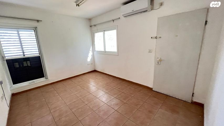 בית פרטי/ קוטג', קרן היסוד 39, הרצל, באר יעקב