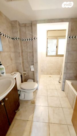 דרך דגניה 50