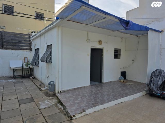 יחידת דיור, אחד במאי 33, מרכז, קרית עבודה, חולון