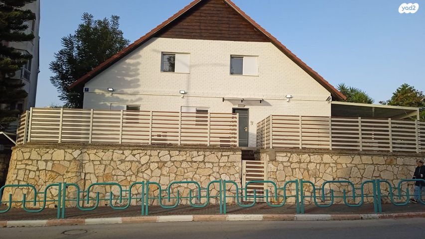 בית פרטי/ קוטג', מבצע קדש 3, רובע ד', אריאל