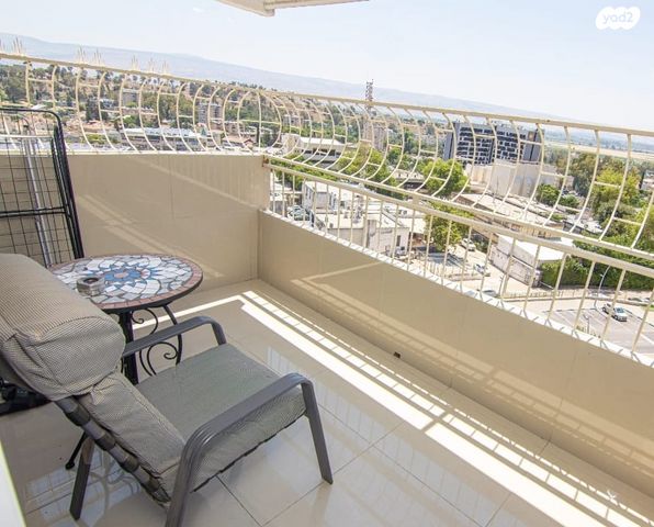 דירה, הרצל 40, שיכון ה', קרית שמונה