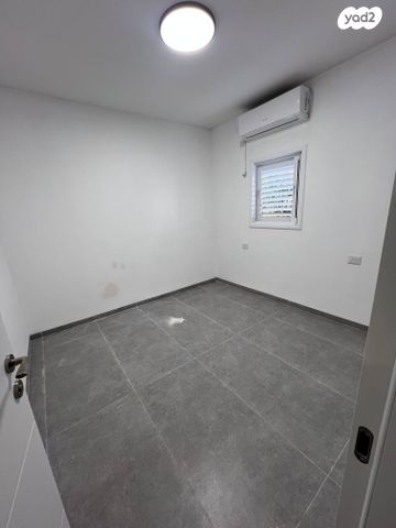 דירה, בארי 26, צפון מזרח מרכז העיר, נתניה