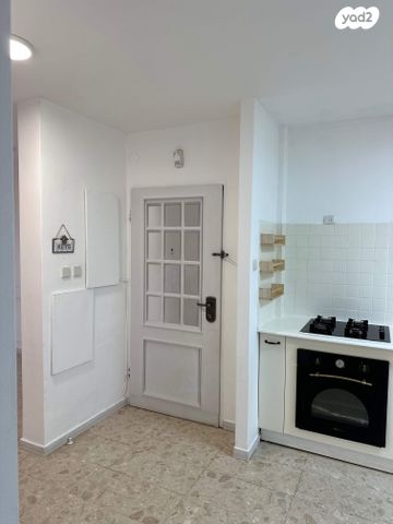 בית פרטי/ קוטג', האתרוג 39, נווה ניצנים, כפר יונה