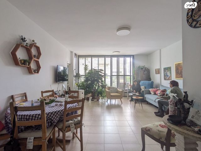 דירה, ז'בוטינסקי 139, הצפון החדש - כיכר המדינה, תל אביב יפו