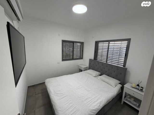 יחידת דיור, החמישה 12, אביב, ראש העין