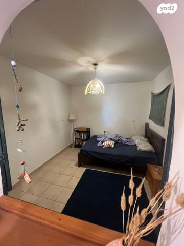 דירה, הראשונים 1, ראש פינה, ראש פינה