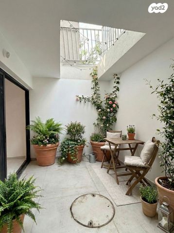 מרתף/ פרטר, חופים 1, משמר דוד, משמר דוד