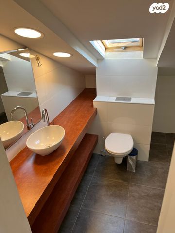 יחידת דיור, הנשר 1, לב הפארק, רעננה