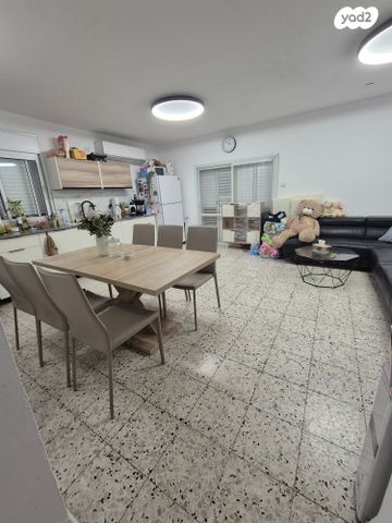 דירה, סוקולוב 29, מרכז העיר, קרית אתא