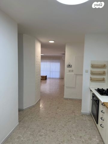 בית פרטי/ קוטג', האתרוג 39, נווה ניצנים, כפר יונה