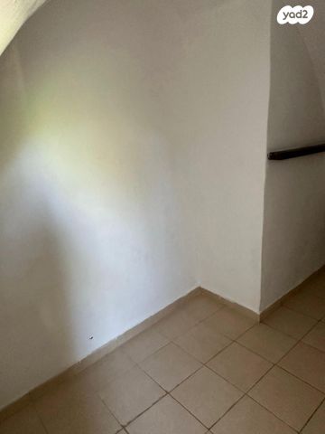 דירה, עין כרם 6, עין כרם, ירושלים