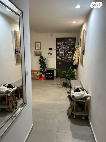 דירה, יעקב בן סירה 1, נווה אליעזר וכפר שלם מזרח, תל אביב יפו