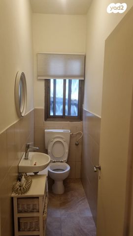 חבצלת השרון 30