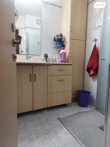 דירה, מוצא 18, נווה חן, תל אביב יפו