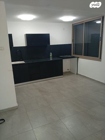 דירה, מנחם בגין 73, שאר העיר, חצור הגלילית