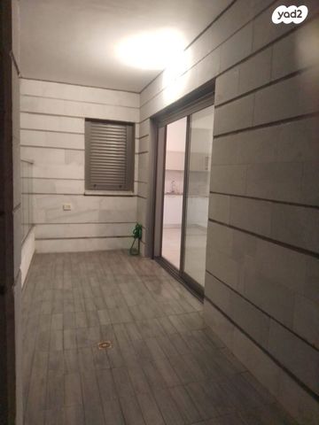 דירה, לח"י 13, שאר העיר, בני ברק