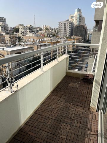 דירה, שדרות ירושלים 23, יד לבנים, רמת גן