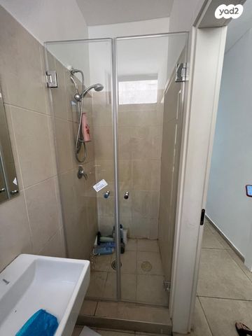 דירה, תושיה 1, מונטיפיורי, הרכבת, תל אביב יפו