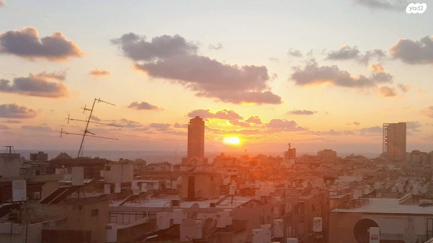 דירה, שדרות בר אילן 24, דרום מערב ותיק, בת ים