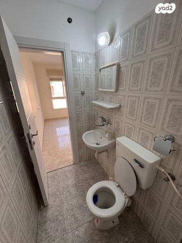 דירה, רמח"ל 38, אברהם דנינו, בן גוריון, עכו