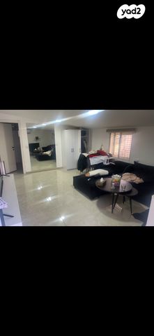 דירה, יהושע בן נון 90, צה"ל, ראש העין