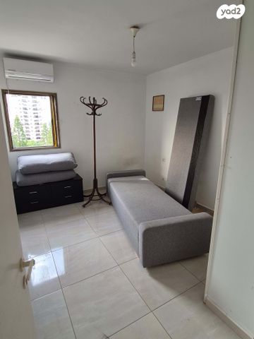 דירה, השחר 13, רמתיים, הוד השרון